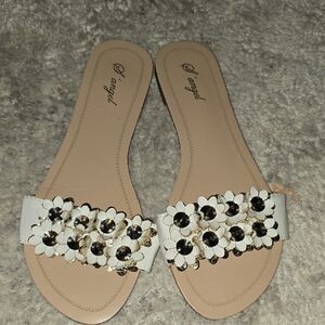 Angel Women's Cream Floral Sandals